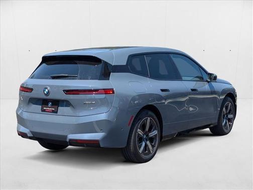 2026 BMW iX xDrive45