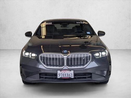 2025 BMW i5 eDrive40