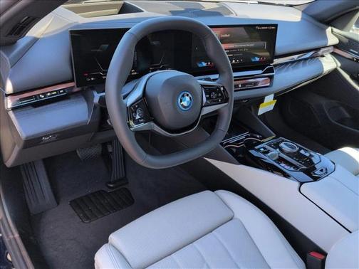 2026 BMW i5 eDrive40