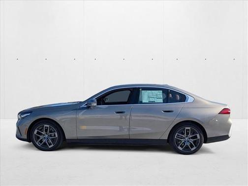 2025 BMW i5 xDrive40