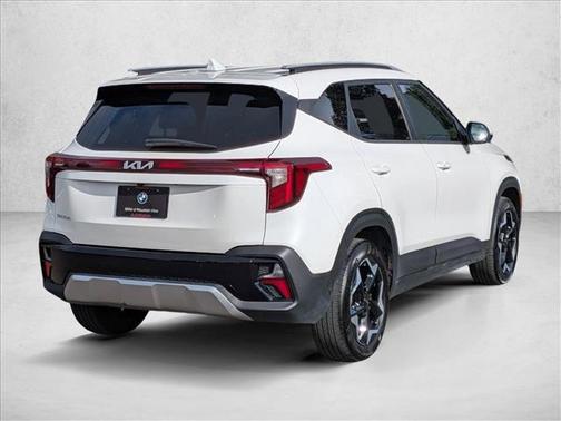 Snow White Pearl 2025 Kia Seltos S