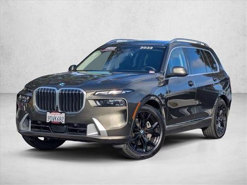 2023 BMW X7 xDrive40i