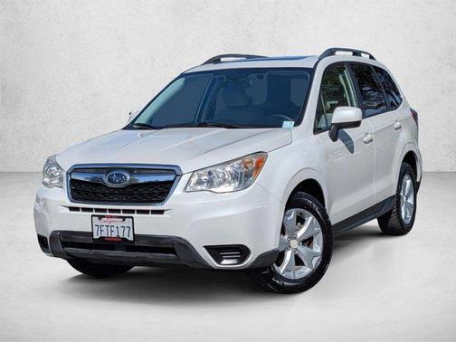 Satin White Pearl 2015 Subaru Forester 2.5i Premium