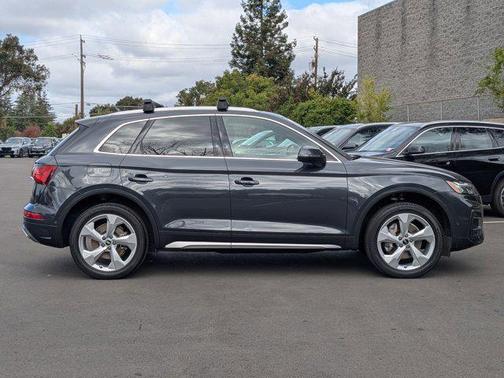 2021 Audi Q5 45 Prestige