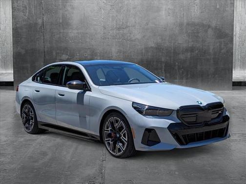 2024 BMW i5 M60