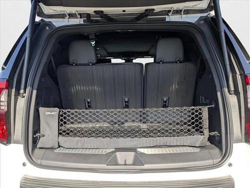2025 GMC Yukon 4WD AT4