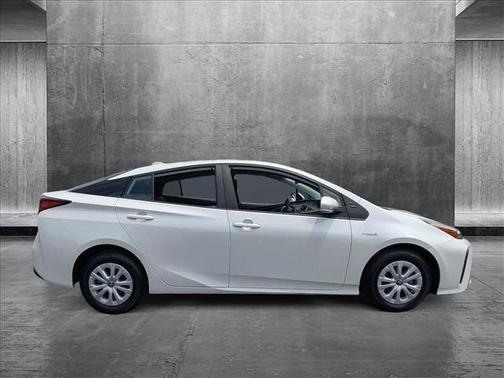 2020 Toyota Prius L