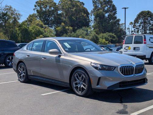 2025 BMW i5 xDrive40