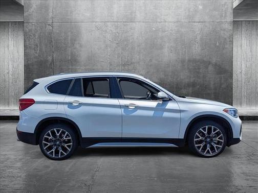 2022 BMW X1 sDrive28i