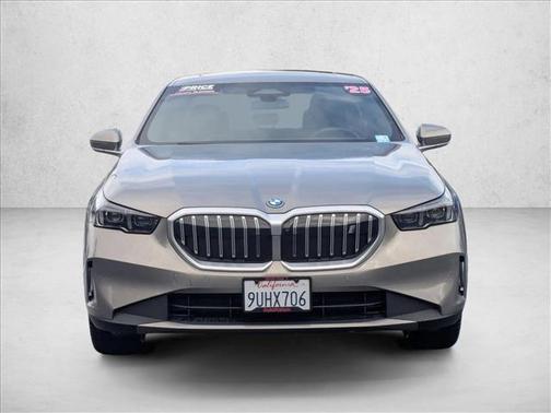 2025 BMW i5 eDrive40