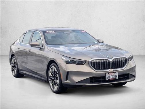 2025 BMW i5 eDrive40