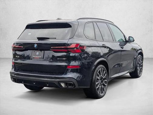 Carbon Black Metallic 2026 BMW X5 xDrive40i