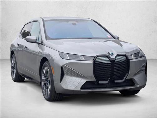 2026 BMW iX xDrive45