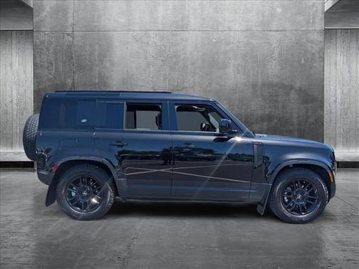 2024 Land Rover Defender 110 P300