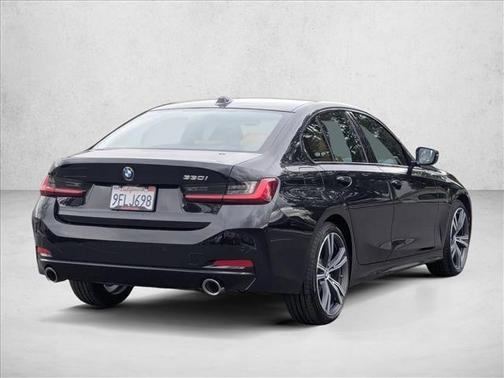 2023 BMW 330 330i