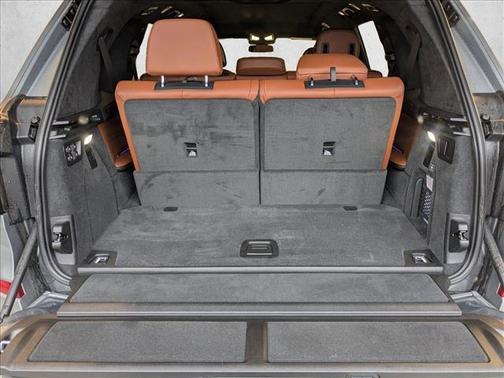 2024 BMW X7 M60i