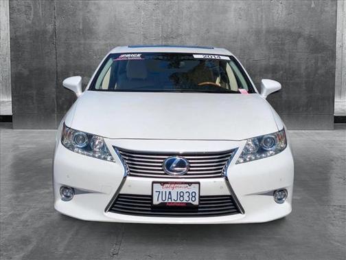 2014 Lexus ES 300h Base