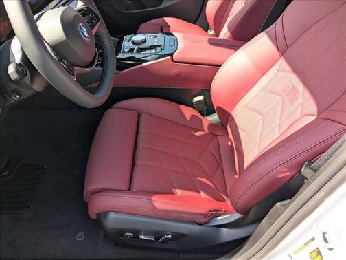 2025 BMW i5 eDrive40