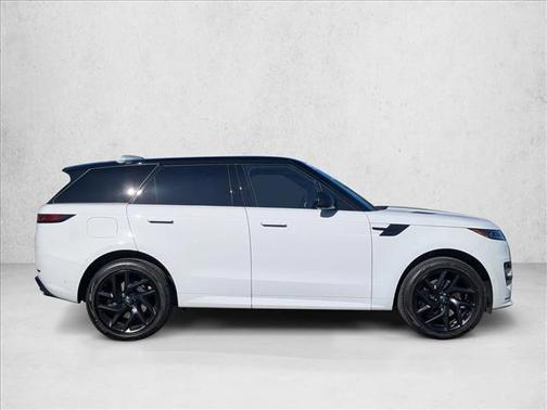 2024 Land Rover Range Rover Sport SE