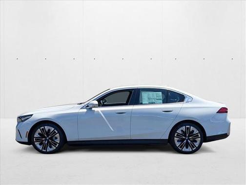 2025 BMW i5 xDrive40