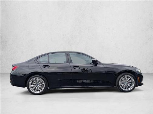 2023 BMW 330 330i