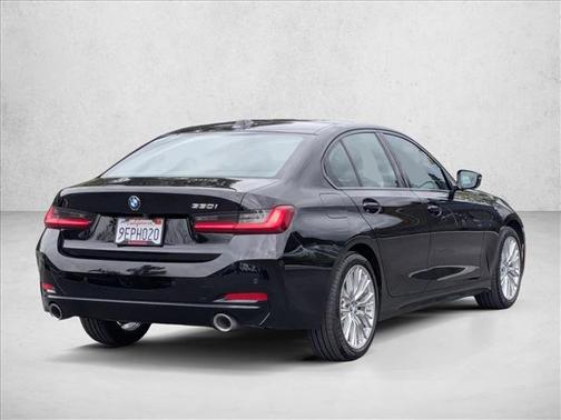 2023 BMW 330 330i