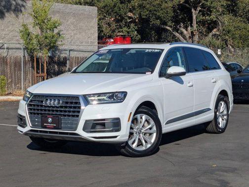 2019 Audi Q7 55 Premium