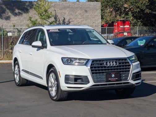 2019 Audi Q7 55 Premium