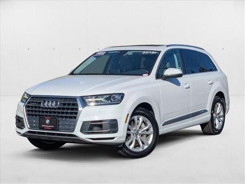 2019 Audi Q7 55 Premium