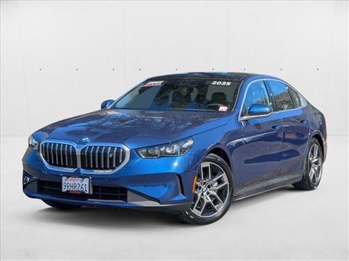 2025 BMW i5 xDrive40