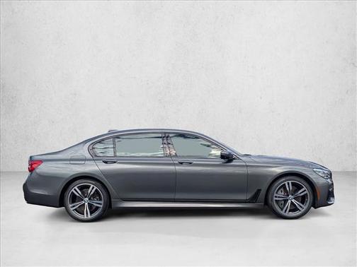 2019 BMW 750 I