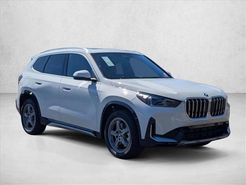 Alpine White 2025 BMW X1 xDrive28i