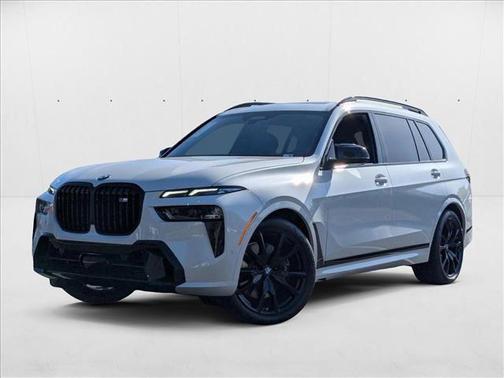 2025 BMW X7 M60i