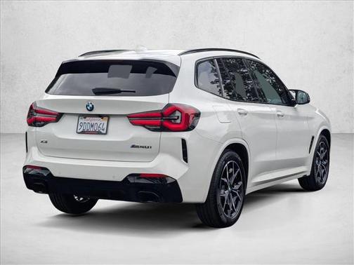 2023 BMW X3 M40i
