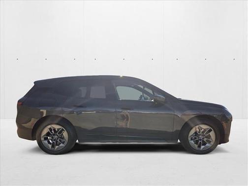 2022 BMW iX xDrive50
