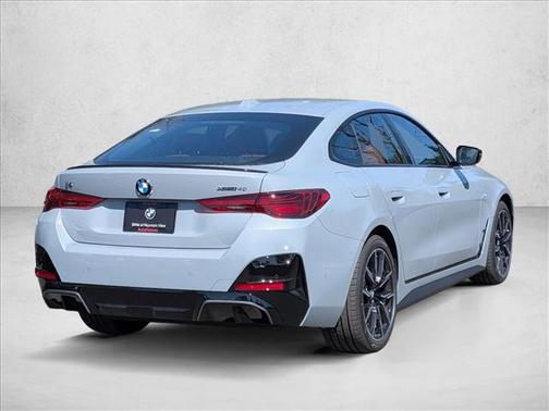 Brooklyn Grey Metallic 2026 BMW i4 Gran Coupe xDrive40