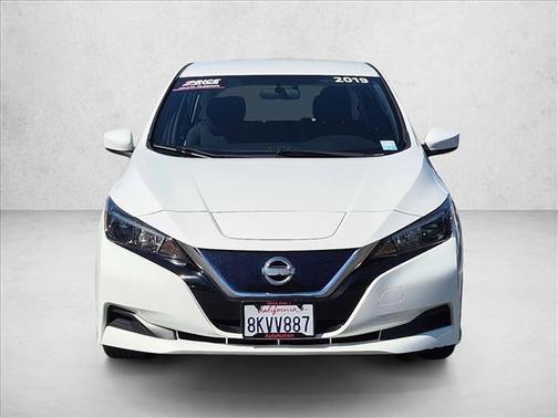 Glacier White 2019 Nissan Leaf S