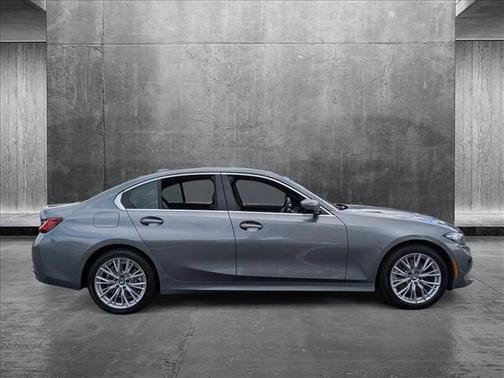 2024 BMW 330 i xDrive