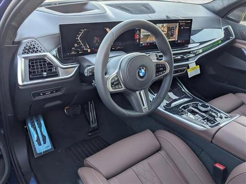 2026 BMW X7 M60i