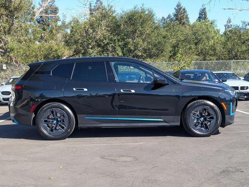 2024 BMW iX xDrive50