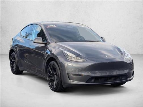 2022 Tesla Model Y Long Range Dual Motor All-Wheel Drive