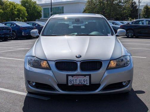 2011 BMW 328 328i