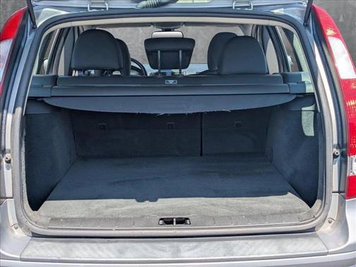 2005 Volvo V50