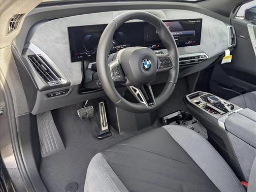 2026 BMW iX xDrive45
