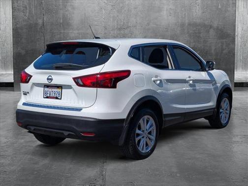 2018 Nissan Rogue Sport S