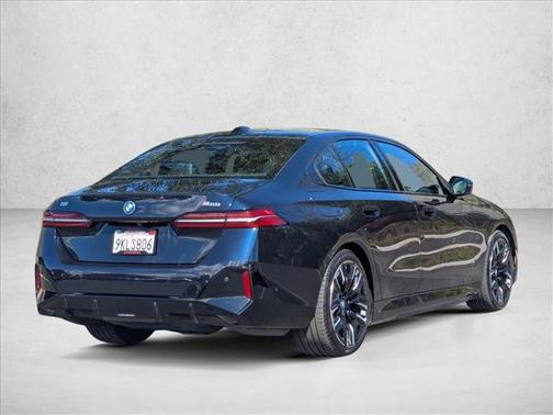 2024 BMW i5 M60