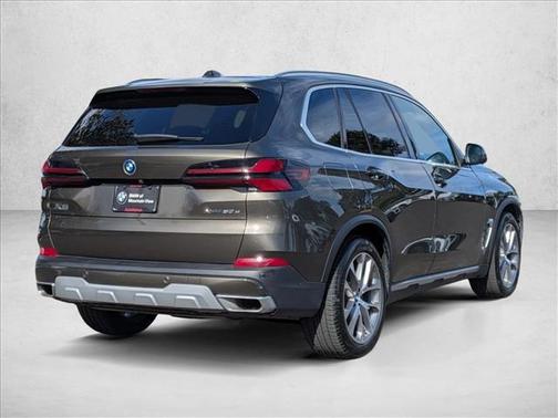 Manhattan Green Metallic 2024 BMW X5 PHEV xDrive50e