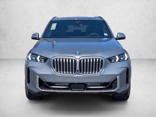 Skyscraper Grey Metallic 2026 BMW X5 PHEV xDrive50e