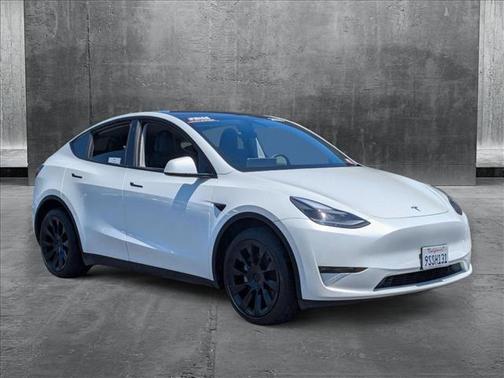 2023 Tesla Model Y Long Range Dual Motor All-Wheel Drive