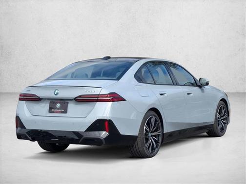 2026 BMW 550e xDrive